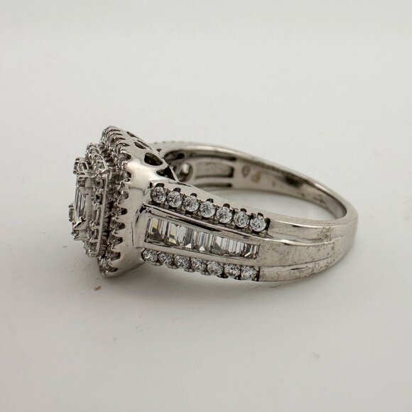 Elegant 2 Carat Lab Created White Topaz Ring Size 7 - Picture 10 of 16